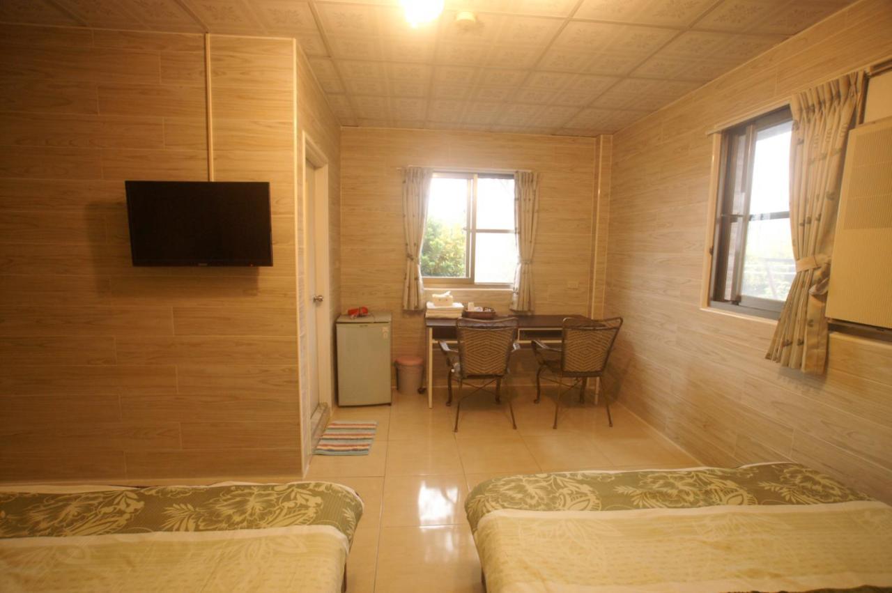 Red Crown Jacana B&B Taitung Exterior photo
